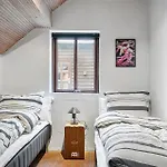 Gorgeous In With Wifi 度假居